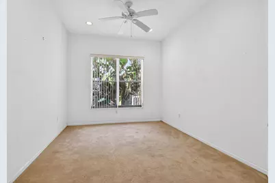 2431 Westmont Drive, West Palm Beach, FL 33411 - Photo 32