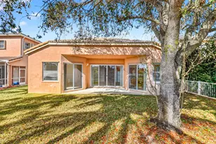 2431 Westmont Dr, West Palm Beach, FL 33411 - Photo 40