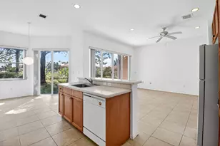 2431 Westmont Dr, West Palm Beach, FL 33411 - Photo 20