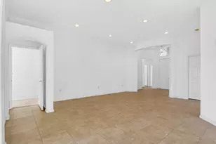 2431 Westmont Dr, West Palm Beach, FL 33411 - Photo 8