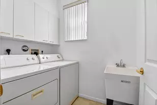 2431 Westmont Dr, West Palm Beach, FL 33411 - Photo 34