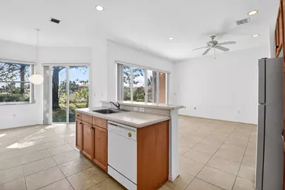 2431 Westmont Drive, Royal Palm Beach, FL 33411 - Photo 20