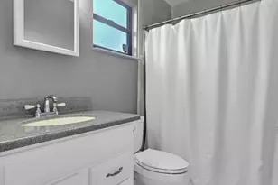 626 SW Cynthia St, Port Saint Lucie, FL 34983 - Photo 16