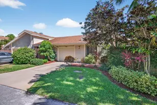 7745 Stanway Pl E, Boca Raton, FL 33433 - Photo 2