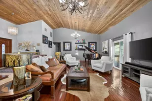 14372 Blackberry Dr, Wellington, FL 33414 - Photo 8