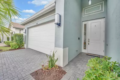 12127 SW Jasper Lake Way, Port Saint Lucie, FL 34987 - Photo 6