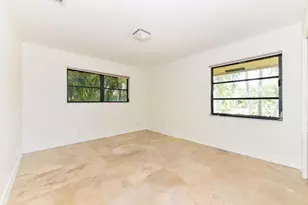 330 NE 26th St, Boca Raton, FL 33431 - Photo 26