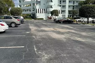 6698 10th Ave N, Lake Worth, FL 33467 - Photo 2