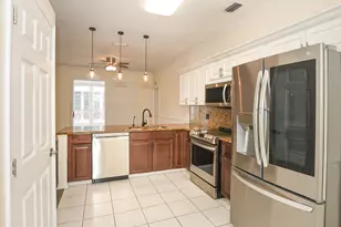 569 NW Cortina Ln, Port Saint Lucie, FL 34986 - Photo 22