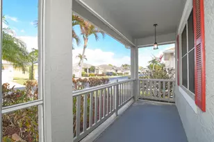 569 NW Cortina Ln, Port Saint Lucie, FL 34986 - Photo 10
