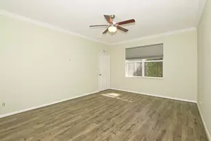 569 NW Cortina Ln, Port Saint Lucie, FL 34986 - Photo 32