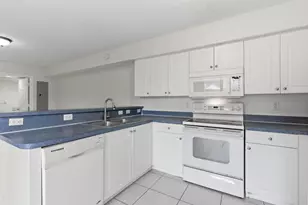 2221 White Pine Cir, Greenacres, FL 33415 - Photo 18