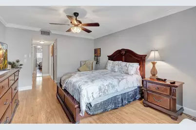 17 Colonial Club Drive #205, Boynton Beach, FL 33435 - Photo 8