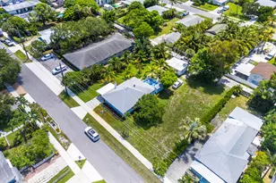 320 SE 4th Ave, Delray Beach, FL 33483 - Photo 6