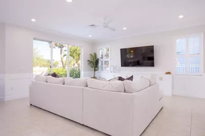 9638 Worswick Court, Wellington, FL 33414 - Photo 4