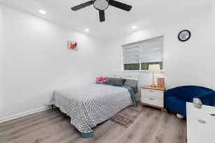 21105 NW 14th Pl, Miami Gardens, FL 33169 - Photo 8