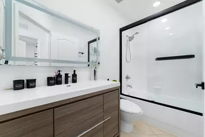 21105 NW 14th Place #4, Miami Gardens, FL 33169 - Photo 8