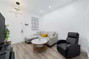 21105 NW 14th Pl, Miami Gardens, FL 33169 - Photo 6