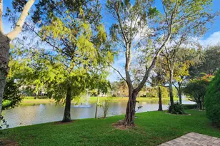 1042 Grove Park Cir, Boynton Beach, FL 33436 - Photo 2