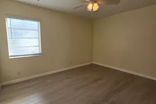 126 Sparrow Dr, Royal Palm Beach, FL 33411 - Photo 28