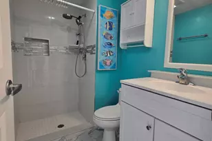 126 Sparrow Dr, Royal Palm Beach, FL 33411 - Photo 26