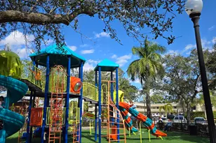 126 Sparrow Dr, Royal Palm Beach, FL 33411 - Photo 40