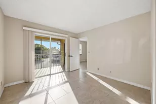 1502 SE Royal Green Cir, Port Saint Lucie, FL 34952 - Photo 10