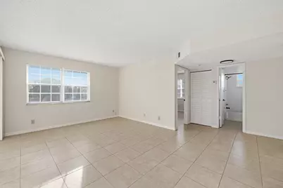 1502 SE Royal Green Circle #201, Port Saint Lucie, FL 34952 - Photo 6