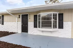908 Landsdowne Dr, Sebastian, FL 32958 - Photo 4