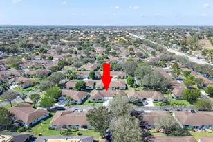 9860 Pecan Tree Dr, Boynton Beach, FL 33436 - Photo 24