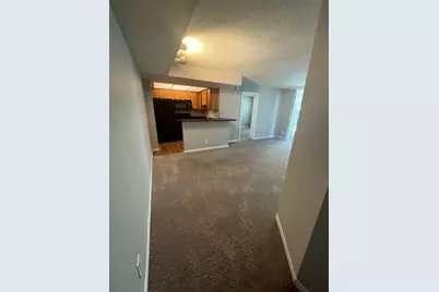 760 Executive Center Drive #33, West Palm Beach, FL 33401 - Photo 4