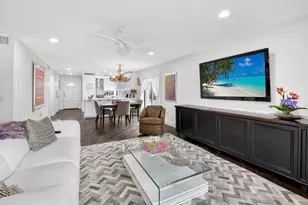 28 Stratford Ln, Boynton Beach, FL 33436 - Photo 10