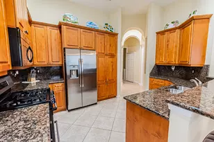 431 NW Coolwater Ct, Port Saint Lucie, FL 34986 - Photo 4