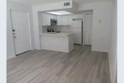 718 Executive Center Drive #13, West Palm Beach, FL 33401 - Photo 8