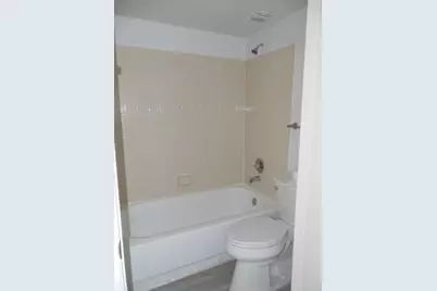 718 Executive Center Drive #13, West Palm Beach, FL 33401 - Photo 12