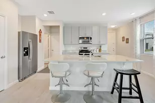 2401 SE Tarvest Wy, Stuart, FL 34997 - Photo 8