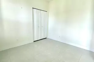 1159 SW Edinburgh Dr, Port Saint Lucie, FL 34953 - Photo 6