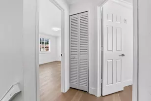 11475 NW 94th Pl, Hialeah Gardens, FL 33018 - Photo 16