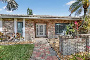 10294 Crosswind Rd, Boca Raton, FL 33498 - Photo 4