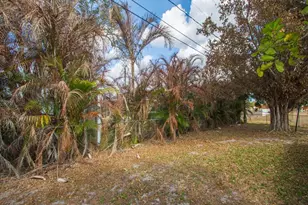 5718 NW North Macedo Blvd, Port Saint Lucie, FL 34983 - Photo 36