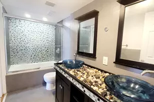 492 NW 165th St Rd, Miami, FL 33169 - Photo 12