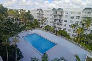 492 NW 165th St Rd, Miami, FL 33169 - Photo 30