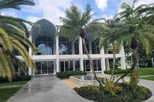 492 NW 165th St Rd, Miami, FL 33169 - Photo 2