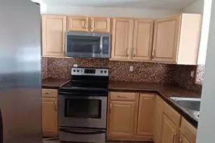 492 NW 165th St Rd, Miami, FL 33169 - Photo 6