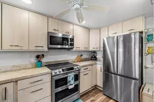 7 Royal Palm Way, Boca Raton, FL 33432 - Photo 10