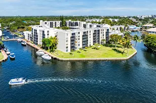 7 Royal Palm Way, Boca Raton, FL 33432 - Photo 2