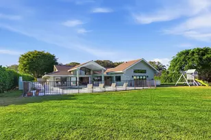 2308 Embassy Dr, West Palm Beach, FL 33401 - Photo 32