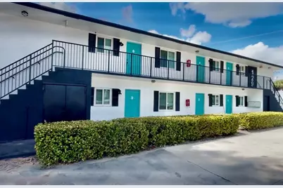 129 N A Street #6, Lake Worth Beach, FL 33460 - Photo 1