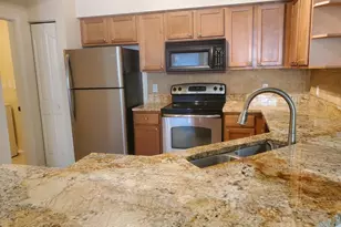 9203 W Mytrlewood Circle W, Palm Beach Gardens, FL 33418 - Photo 2