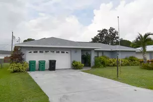 826 SE Quiescent Ln, Port Saint Lucie, FL 34983 - Photo 1